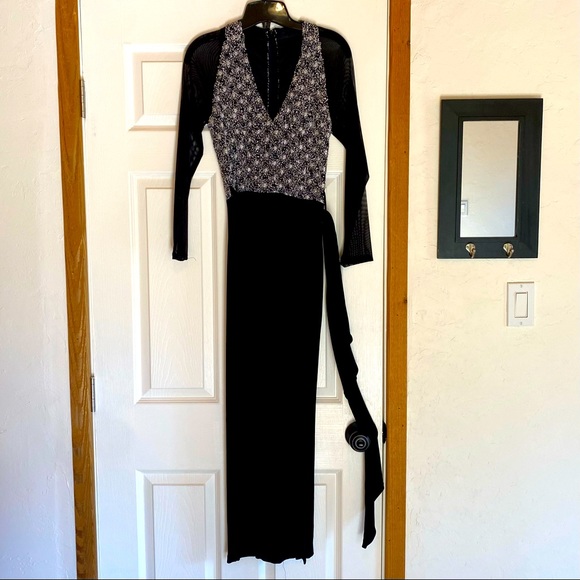 Brunnella W’s S&P Knobby Knit V-Neck Bodice Black Wrap Belt Dress Size Medium - Picture 6 of 6